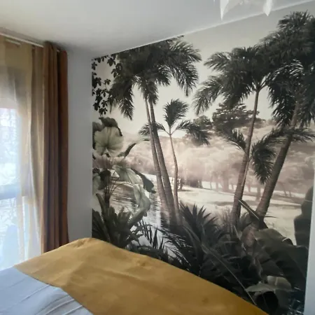 Del Parque Flats Urban Life Apartment *